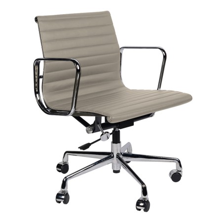 Офисное кресло Eames Style EA 117 Светло-серая кожа